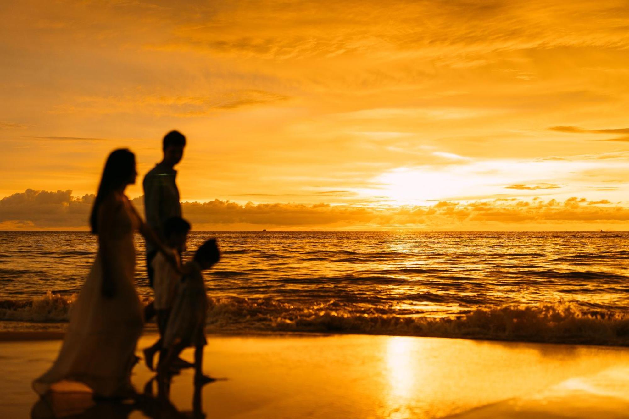 Phuket Emerald Beach Resort Karon Екстериор снимка